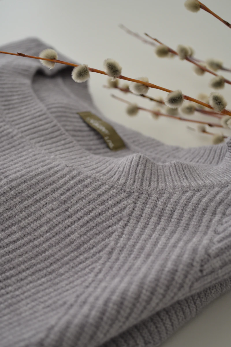 Merino V-Neck